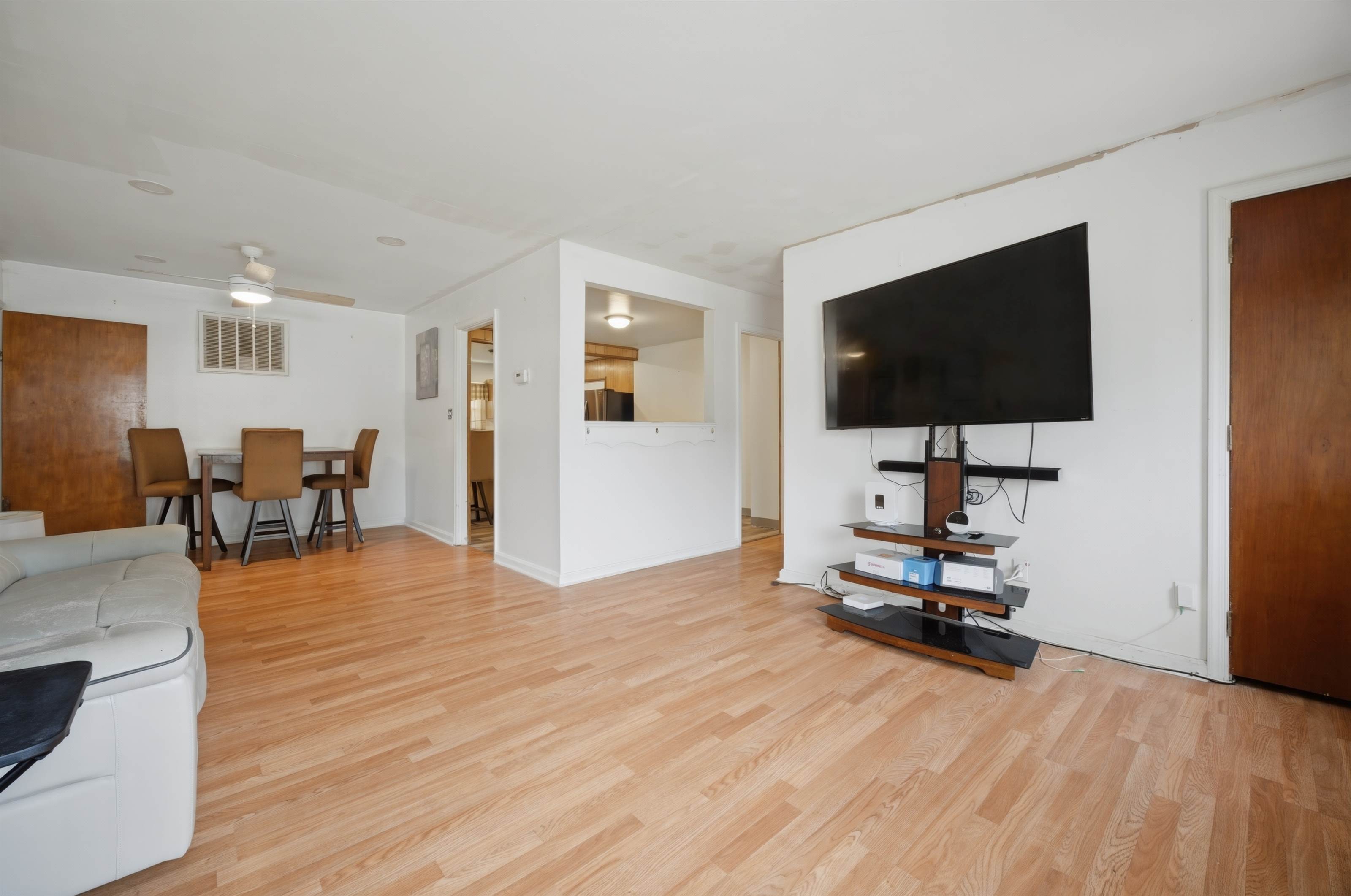 709 McLawhorne Drive, Newport News, VA 23605