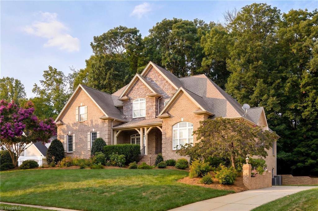 426 Chesham Drive, Kernersville, NC 27284