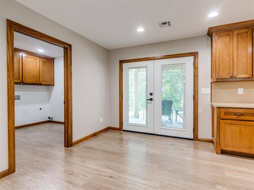 16802 Creek Valley Lane, Newalla, OK 74857