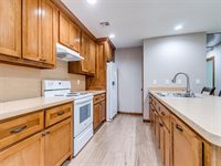 16802 Creek Valley Lane, Newalla, OK 74857