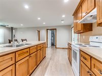 16802 Creek Valley Lane, Newalla, OK 74857