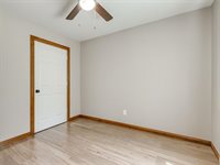 16802 Creek Valley Lane, Newalla, OK 74857