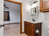16802 Creek Valley Lane, Newalla, OK 74857