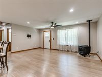16802 Creek Valley Lane, Newalla, OK 74857