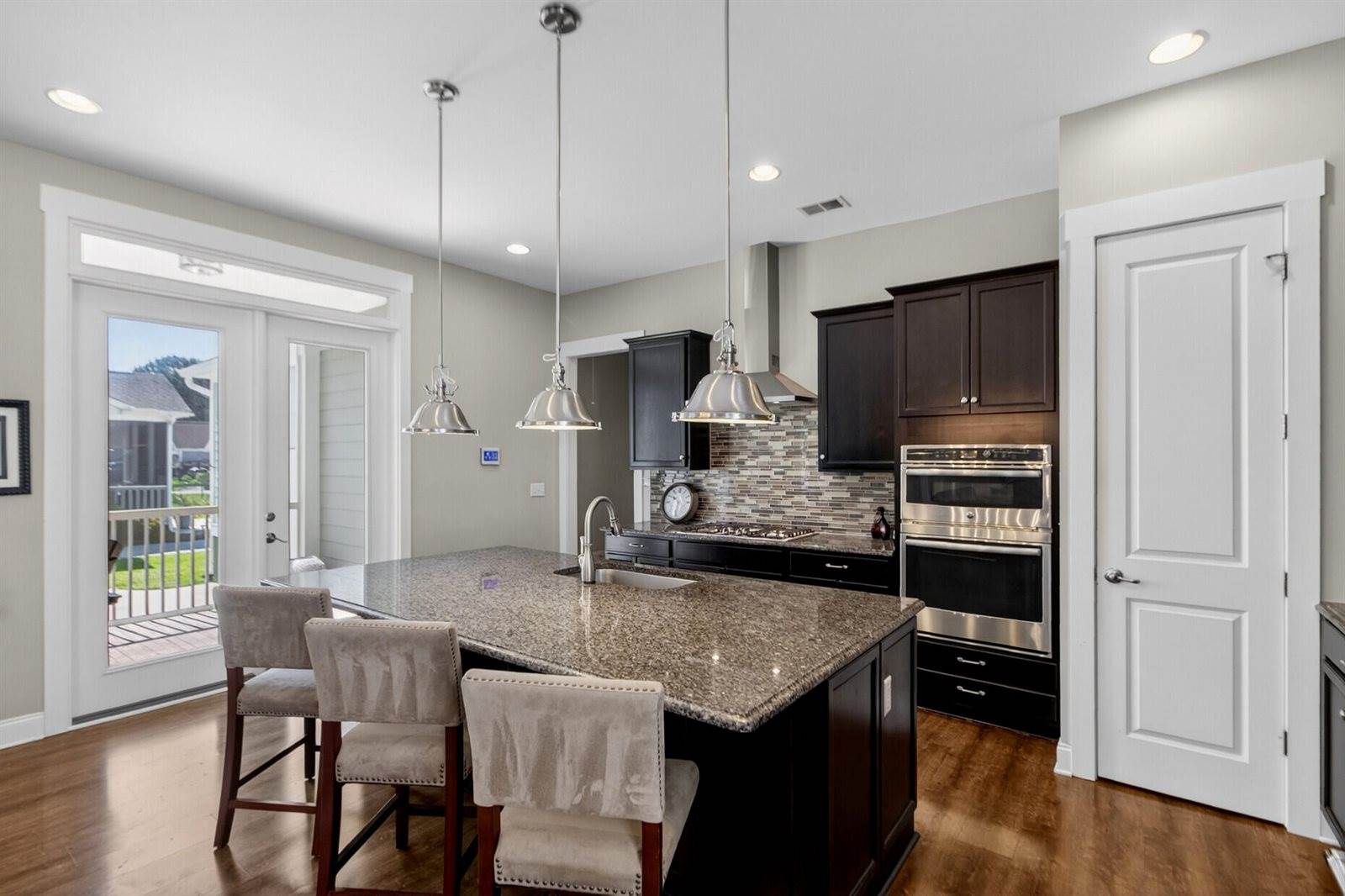 4152 Home Town Lane, Ravenel, SC 29470