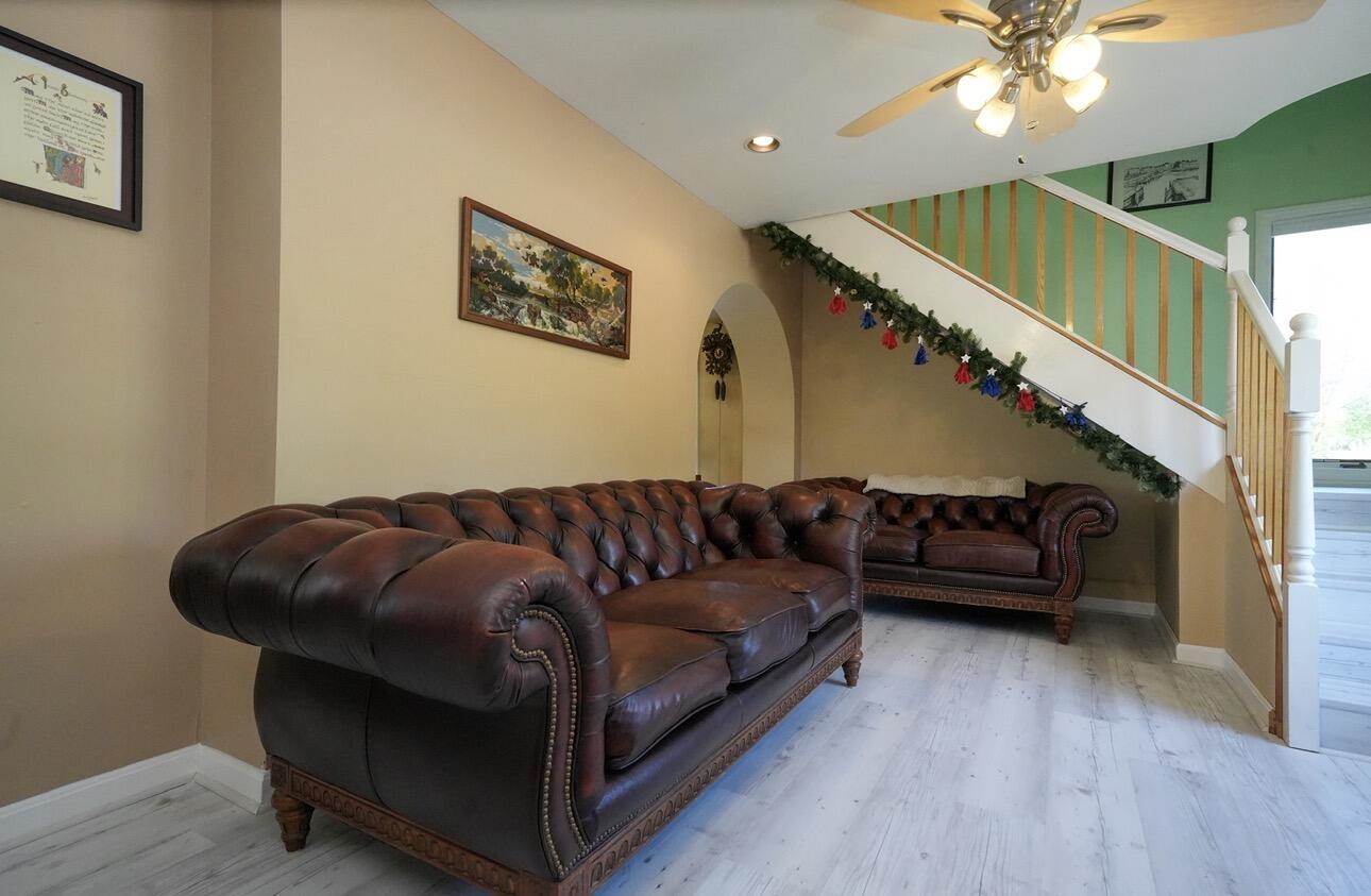 50 Water Street, Howland, ME 04448