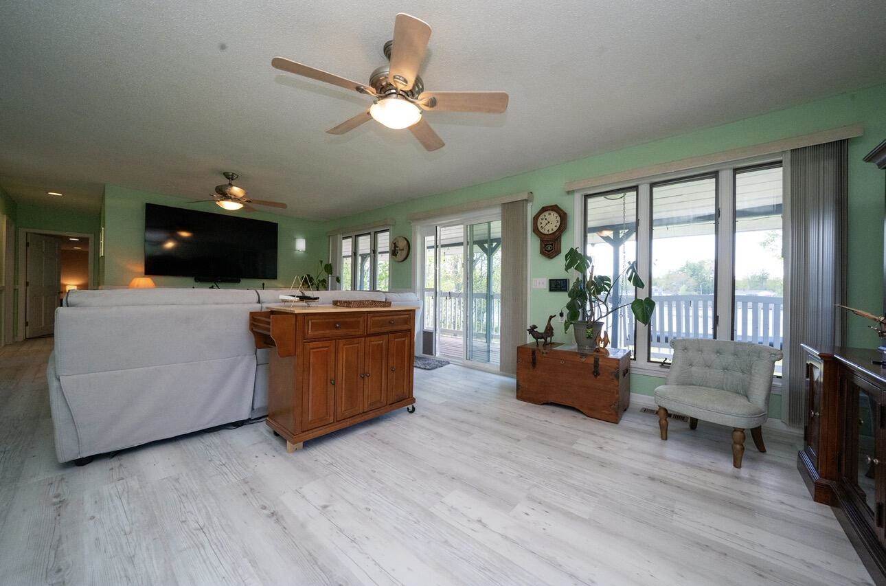 50 Water Street, Howland, ME 04448