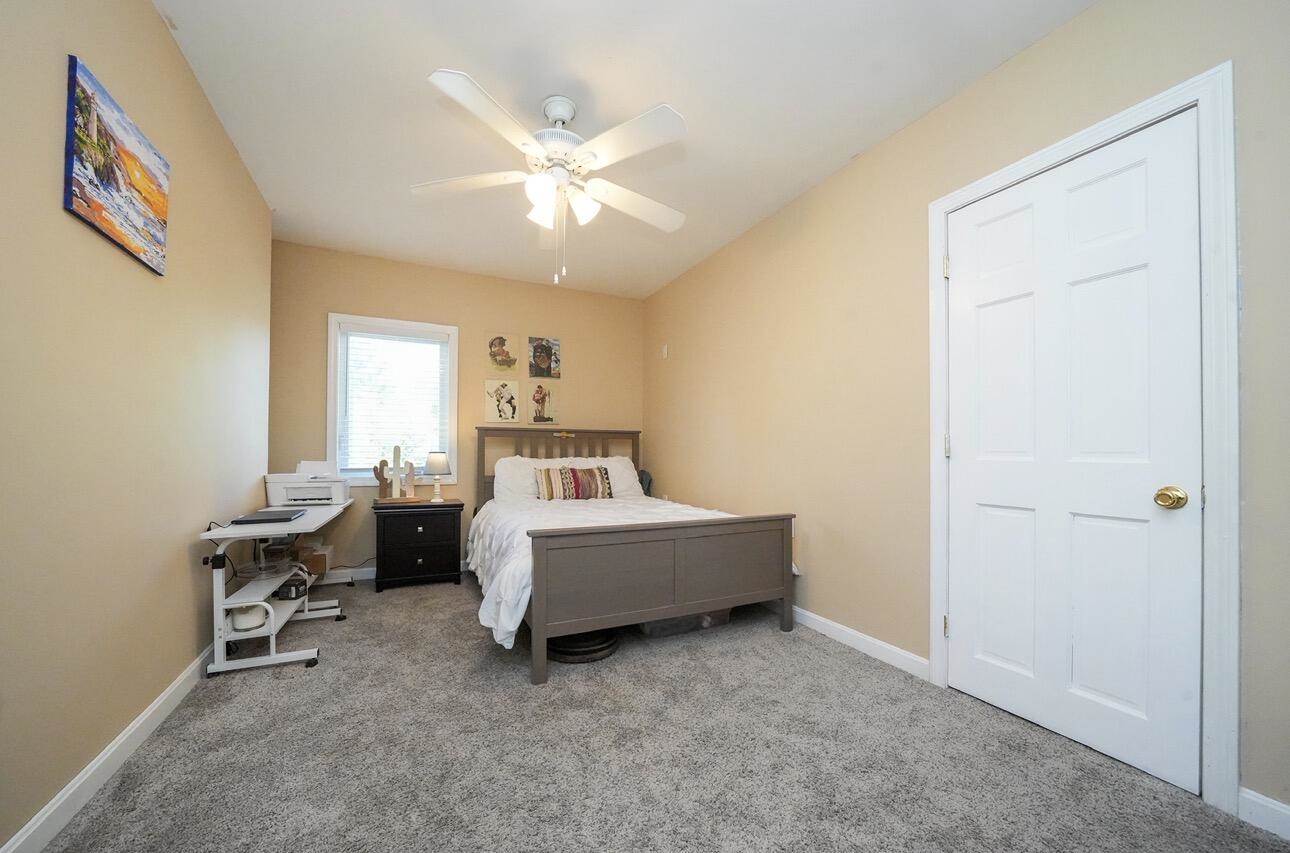 50 Water Street, Howland, ME 04448