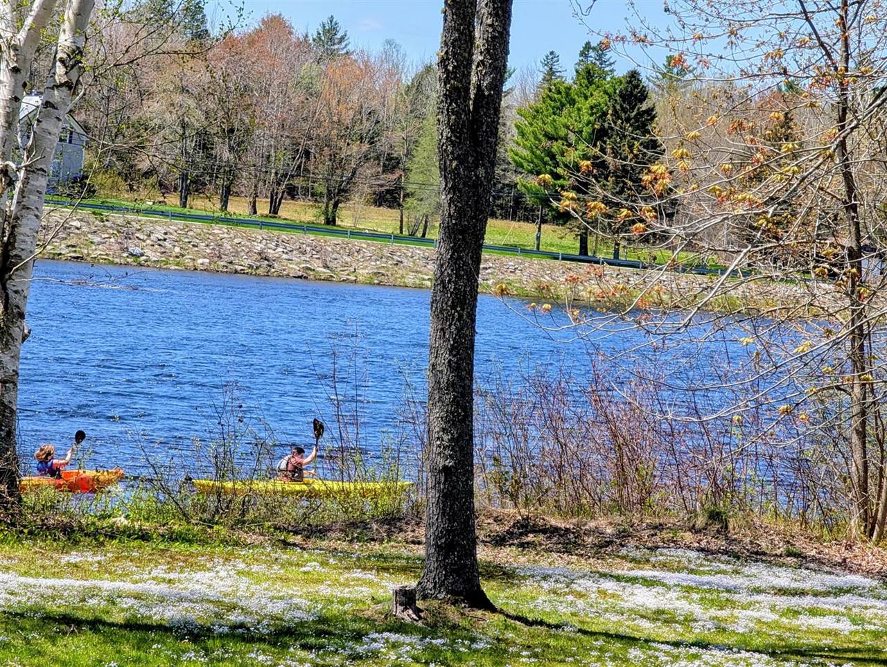 50 Water Street, Howland, ME 04448