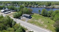 50 Water Street, Howland, ME 04448