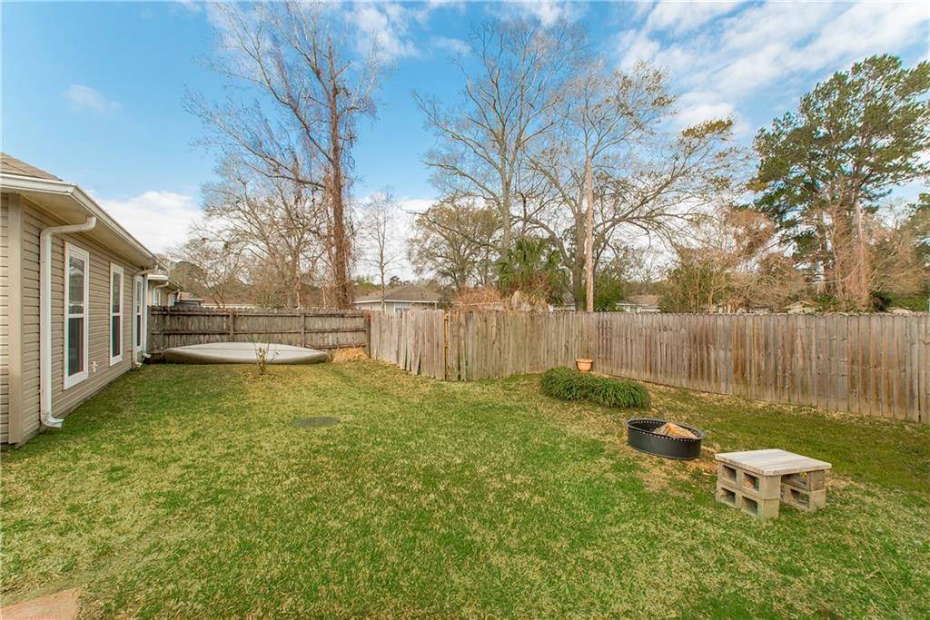 303 Secret Garden Lane, Denham Springs, LA 70726