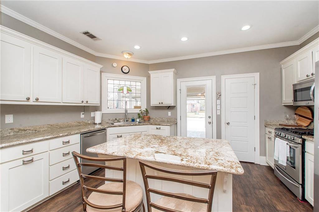 303 Secret Garden Lane, Denham Springs, LA 70726