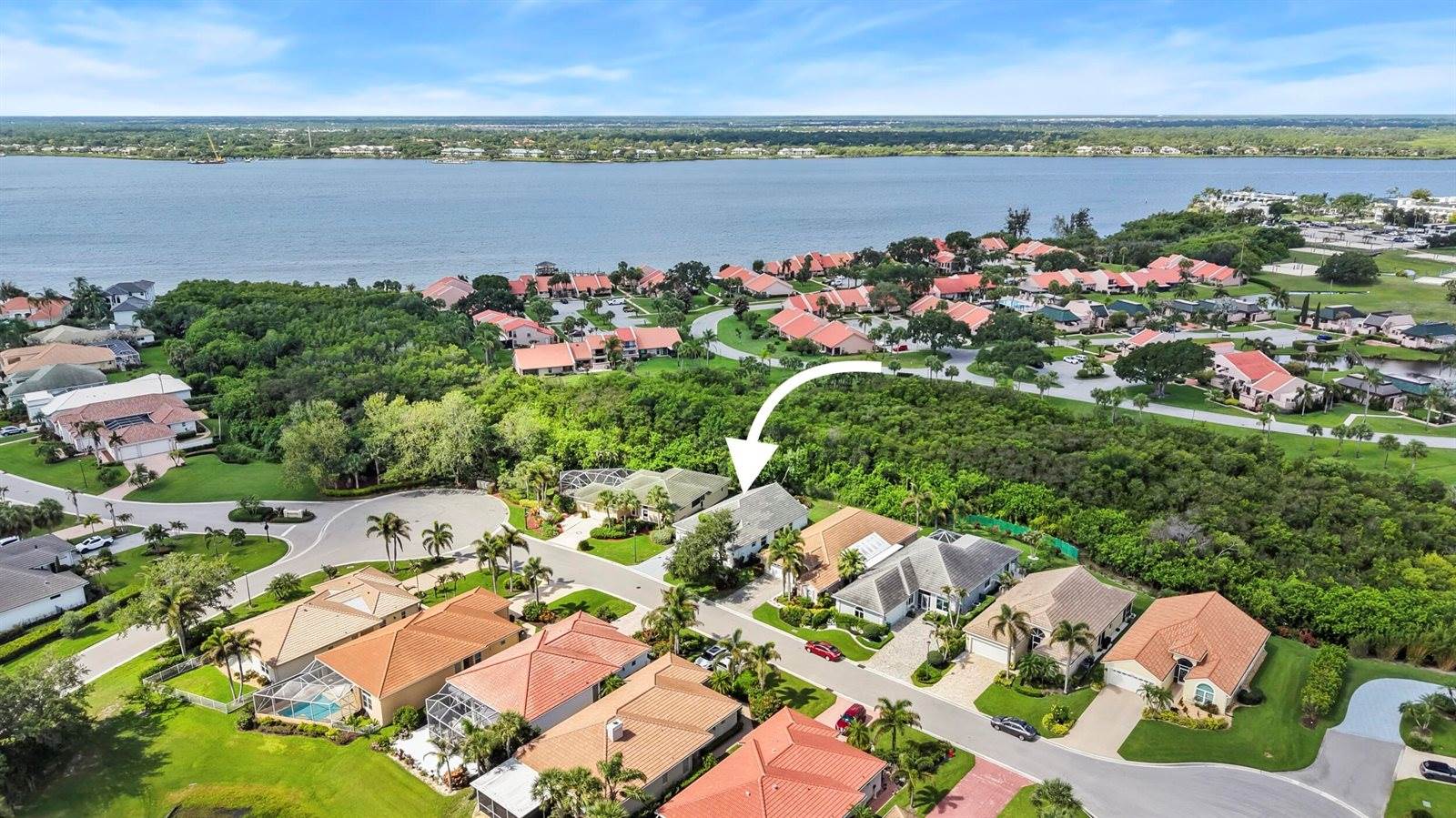 3198 SE Carrick Green Court, Port Saint Lucie, FL 34952
