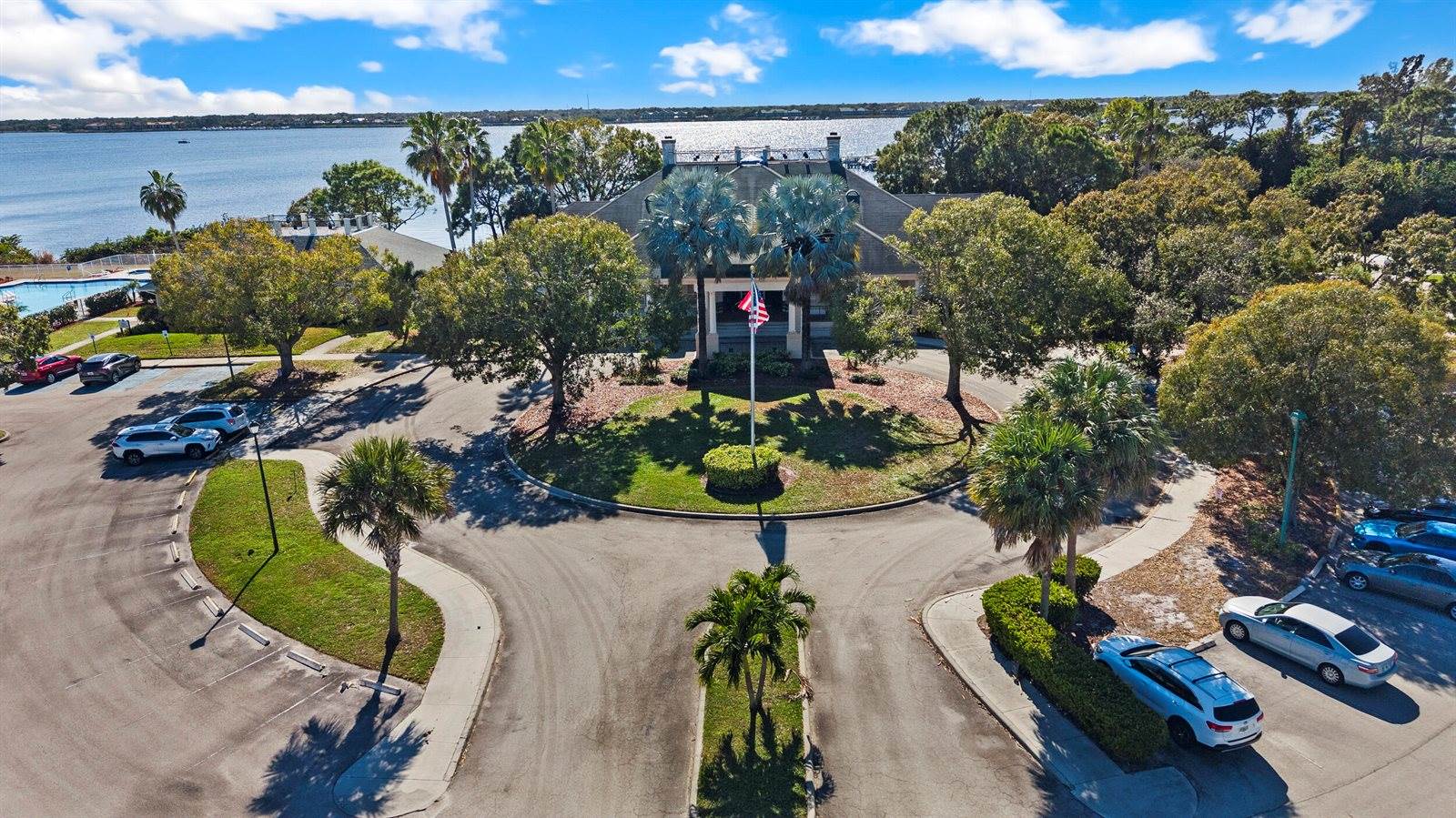 3198 SE Carrick Green Court, Port Saint Lucie, FL 34952