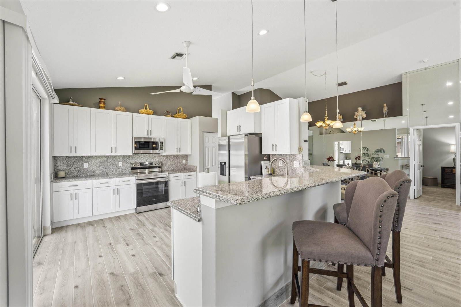 3198 SE Carrick Green Court, Port Saint Lucie, FL 34952