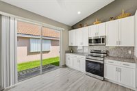 3198 SE Carrick Green Court, Port Saint Lucie, FL 34952