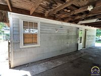 3326 SE Massachusetts AVE, Topeka, KS 66605