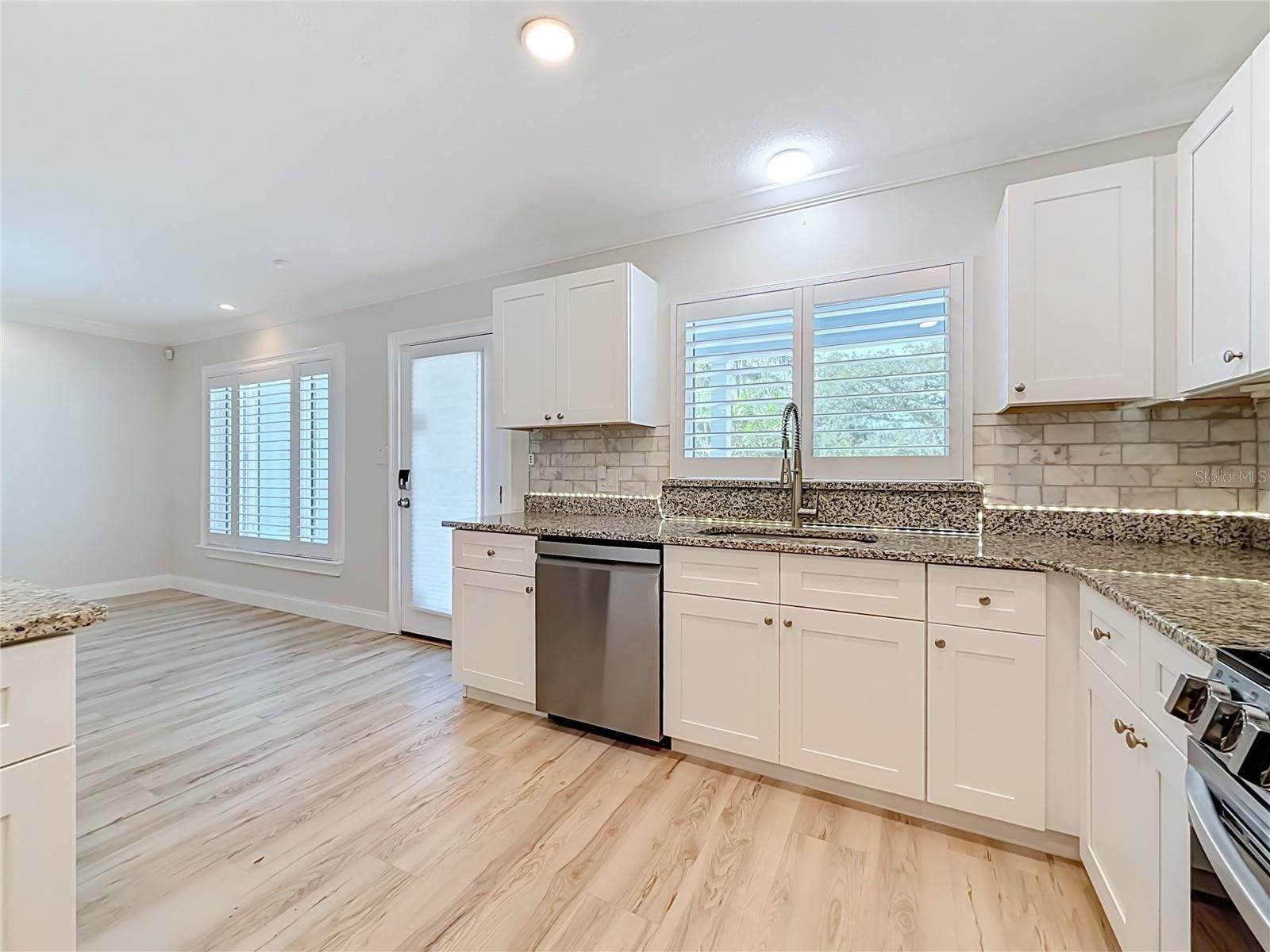 8270 30TH Avenue North, Saint Petersburg, FL 33710