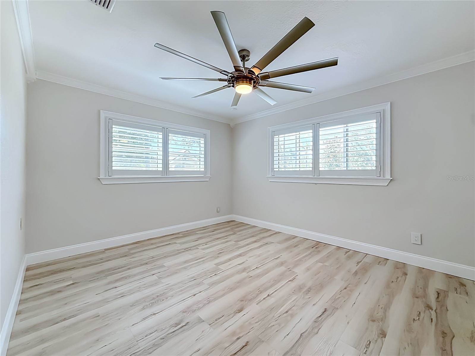 8270 30TH Avenue North, Saint Petersburg, FL 33710