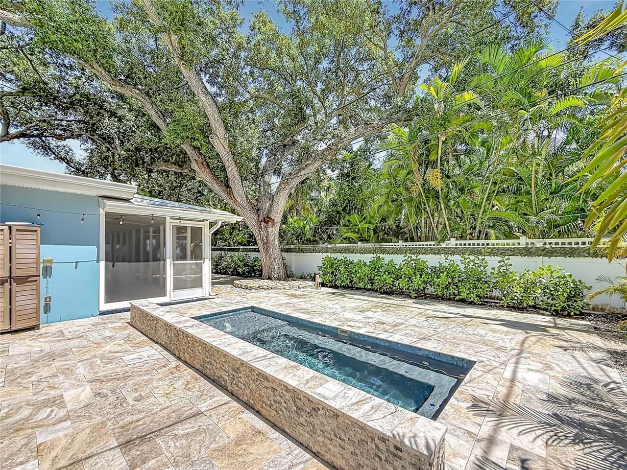 8270 30TH Avenue North, Saint Petersburg, FL 33710