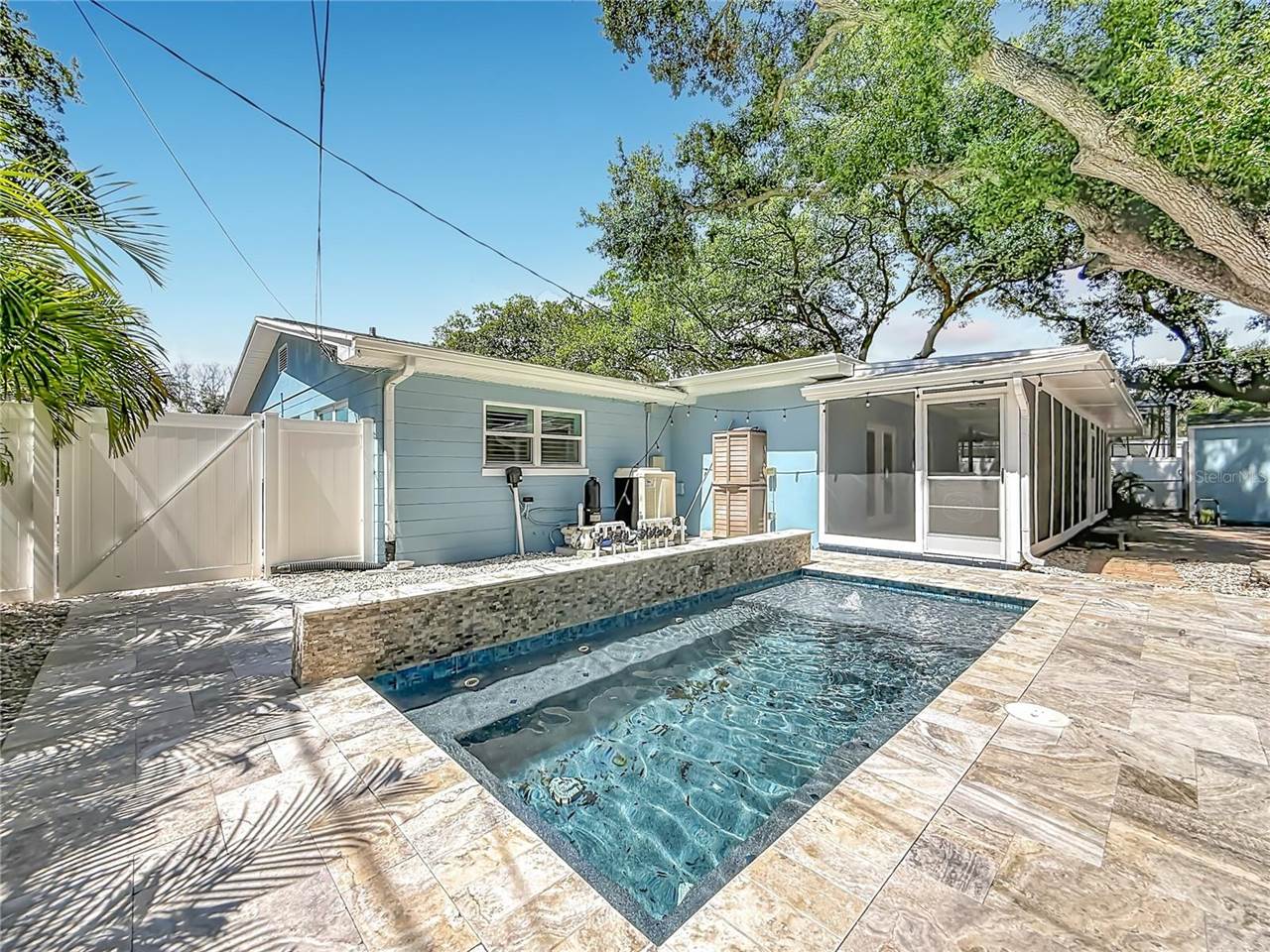8270 30TH Avenue North, Saint Petersburg, FL 33710