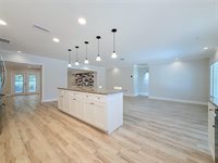 8270 30TH Avenue North, Saint Petersburg, FL 33710