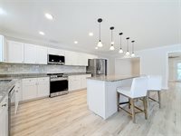 8270 30TH Avenue North, Saint Petersburg, FL 33710