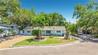 8270 30TH Avenue North, Saint Petersburg, FL 33710