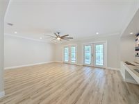 8270 30TH Avenue North, Saint Petersburg, FL 33710
