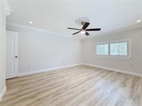 8270 30TH Avenue North, Saint Petersburg, FL 33710