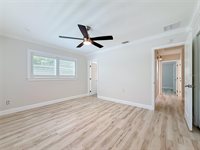 8270 30TH Avenue North, Saint Petersburg, FL 33710