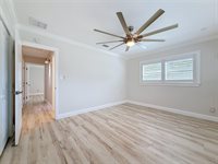 8270 30TH Avenue North, Saint Petersburg, FL 33710