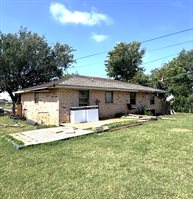 1613 SW New York Ave, Lawton, OK 73507