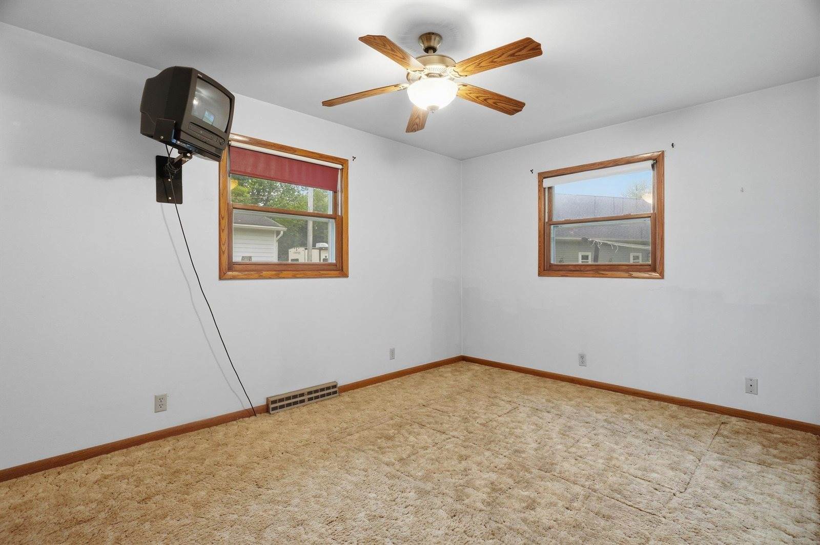 205 E Elm Street, Spencer, WI 54479