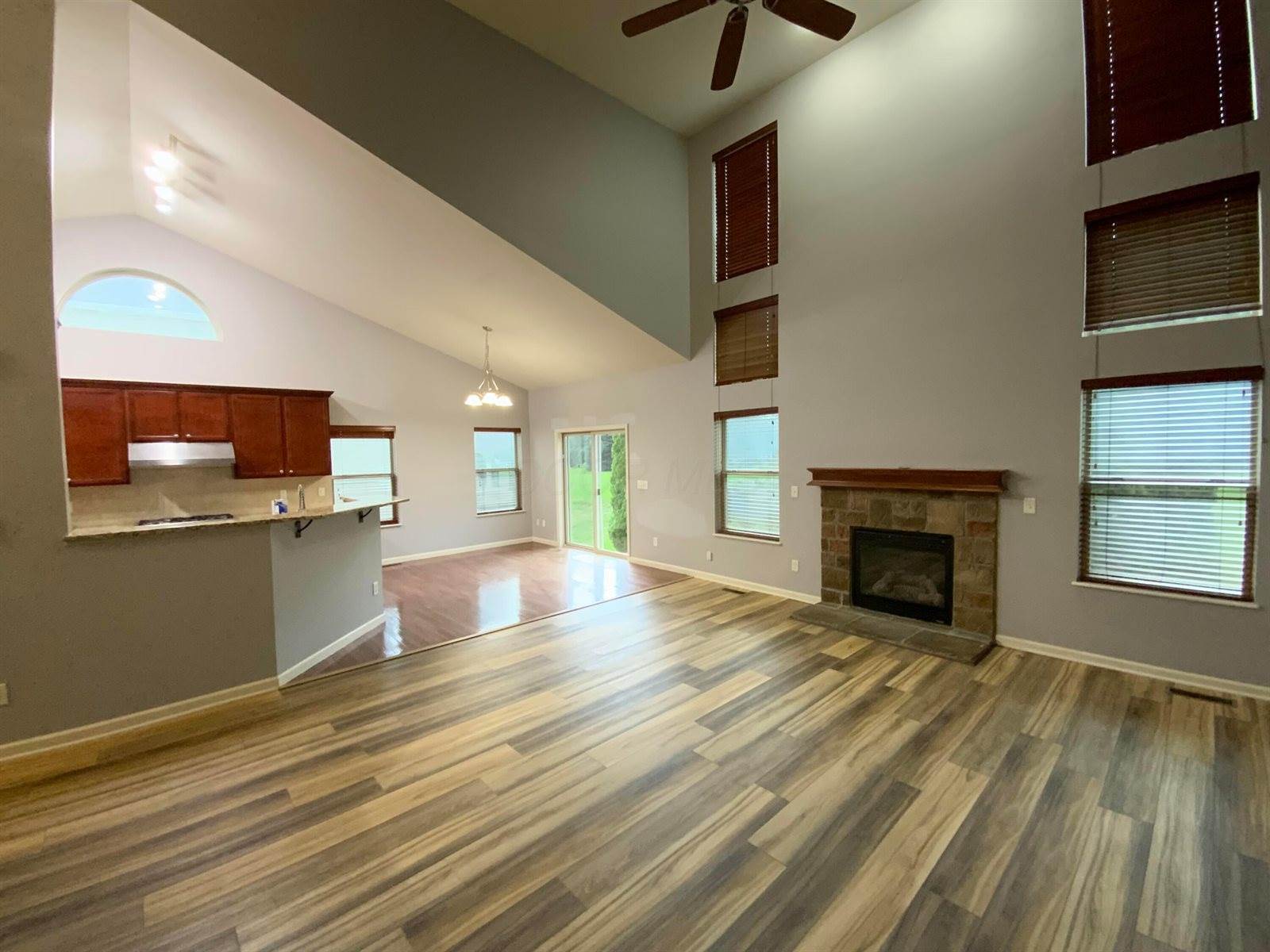 2178 Alum Crossing Drive, Lewis Center, OH 43035
