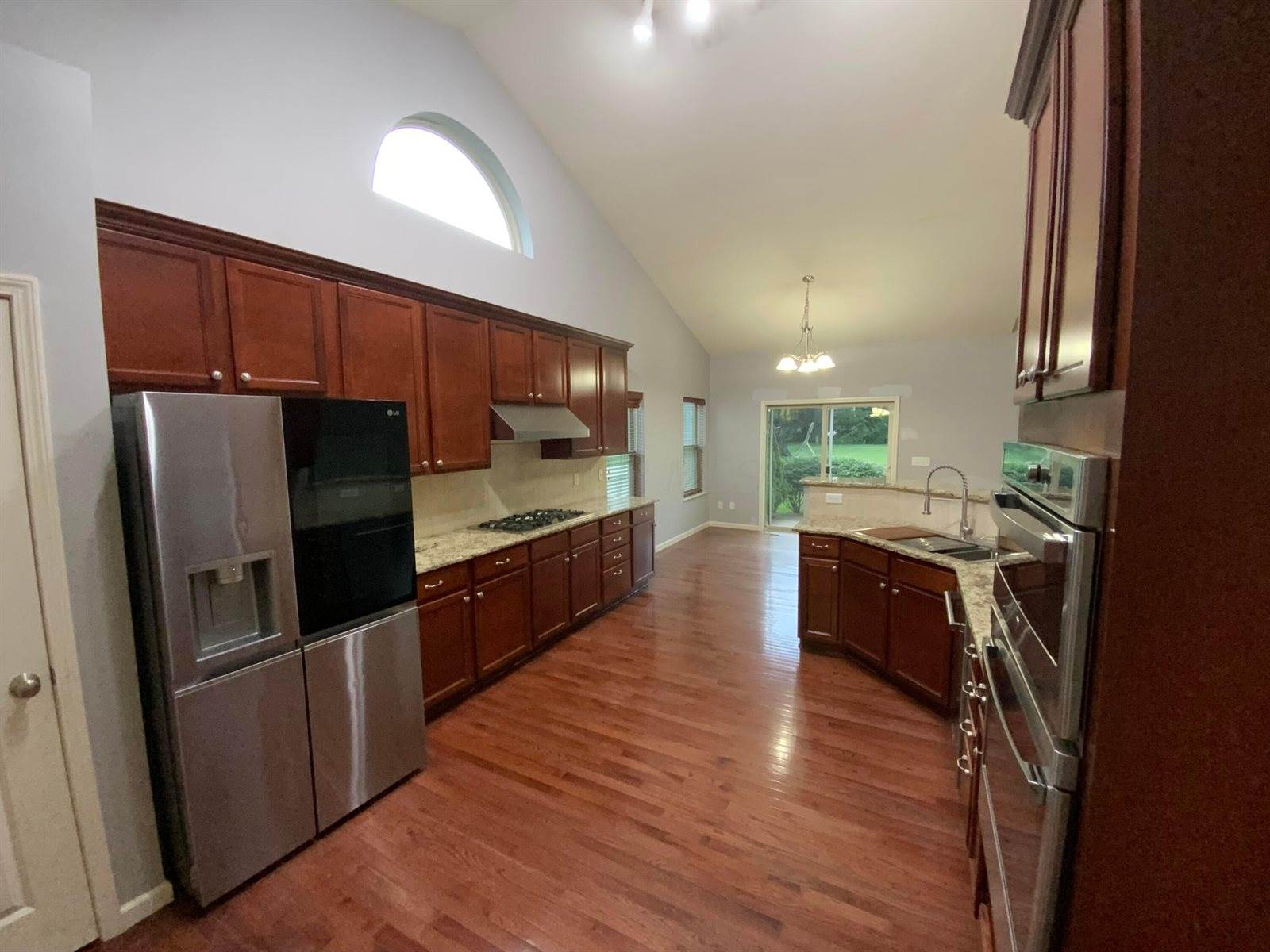 2178 Alum Crossing Drive, Lewis Center, OH 43035