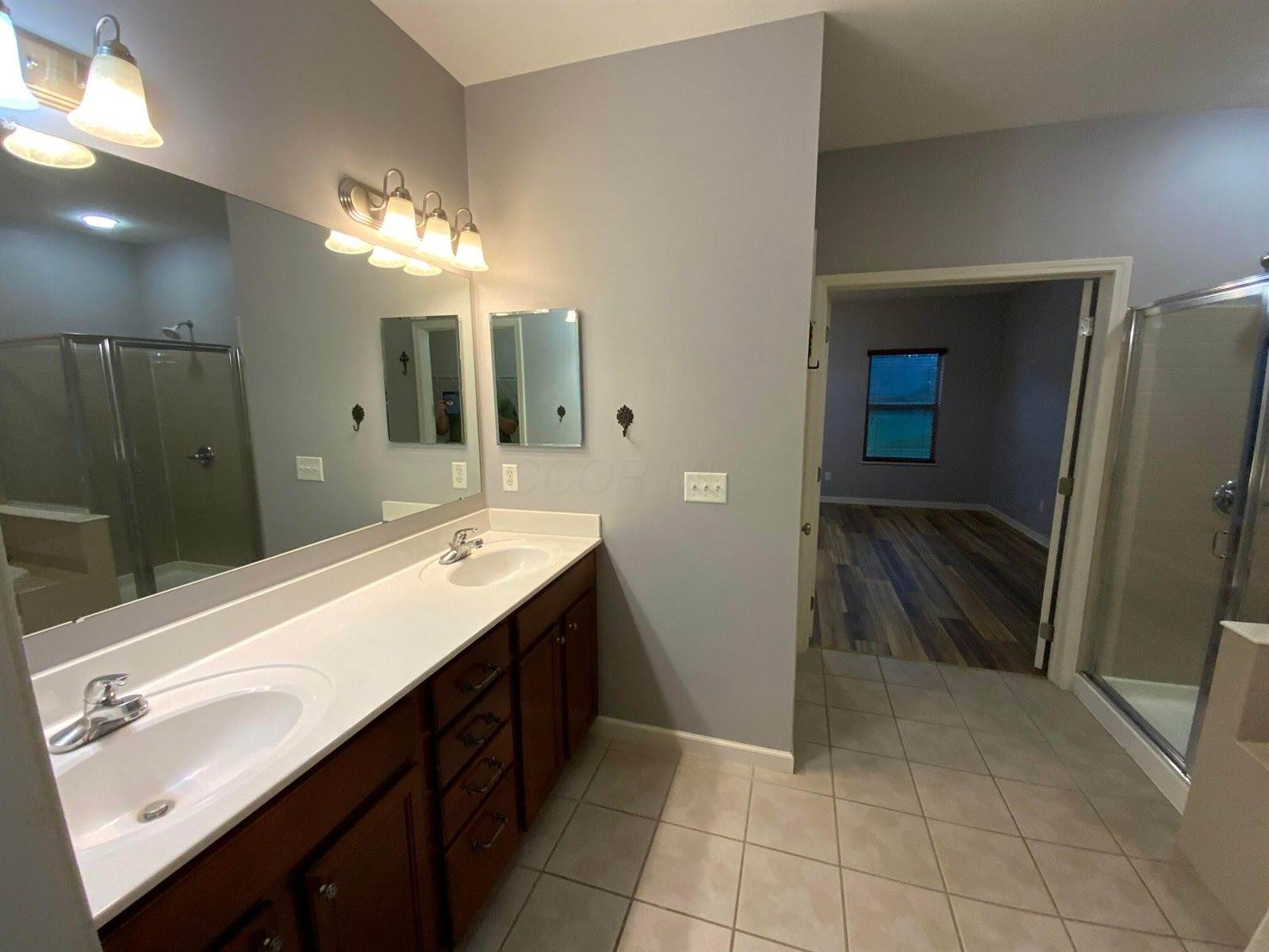 2178 Alum Crossing Drive, Lewis Center, OH 43035