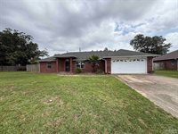 7901 Amethyst Dr, Pensacola, FL 32506