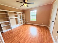 7901 Amethyst Dr, Pensacola, FL 32506