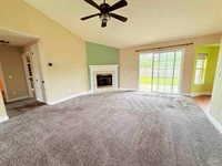 7901 Amethyst Dr, Pensacola, FL 32506