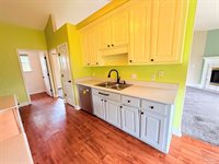 7901 Amethyst Dr, Pensacola, FL 32506