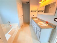 7901 Amethyst Dr, Pensacola, FL 32506