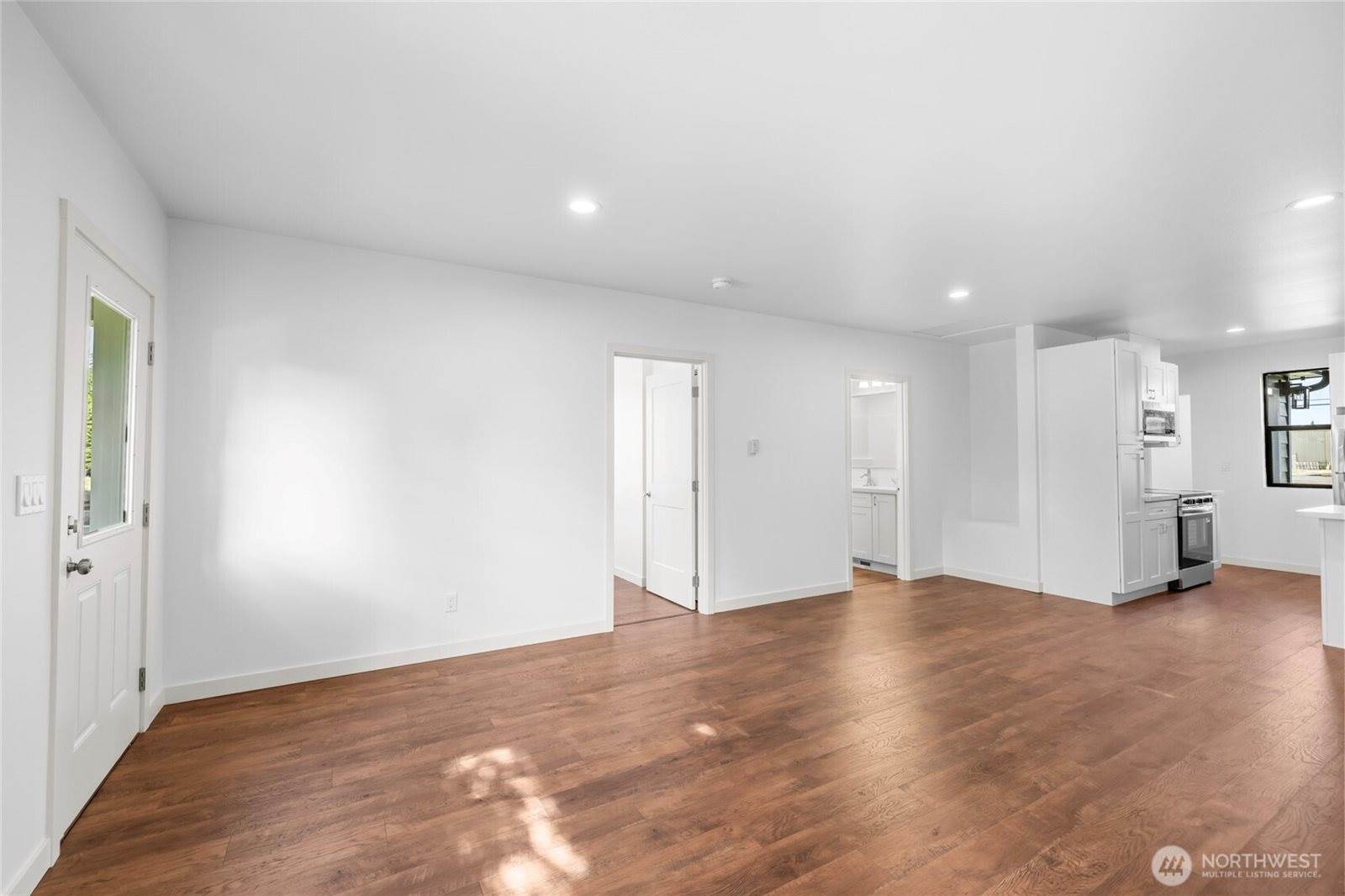 100 Milwaukee Street, Mount Vernon, WA 98273