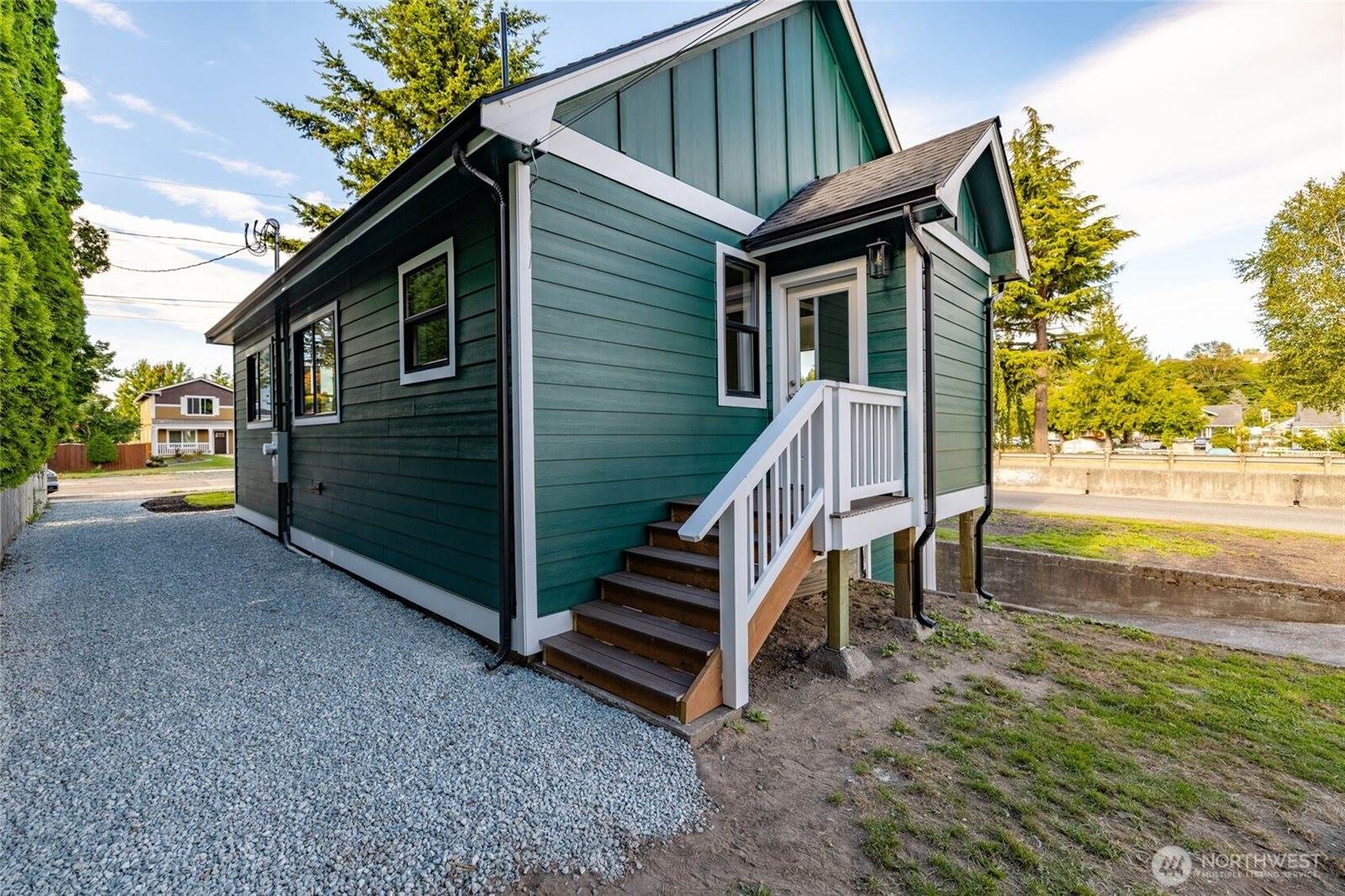 100 Milwaukee Street, Mount Vernon, WA 98273