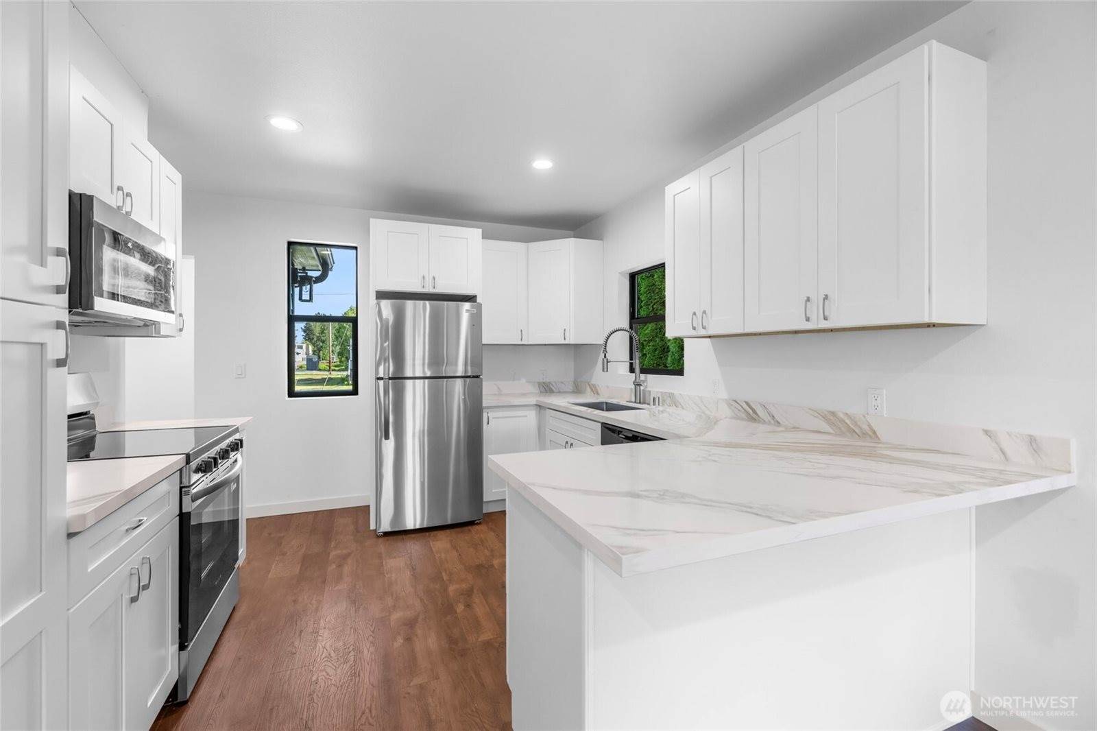 100 Milwaukee Street, Mount Vernon, WA 98273