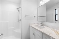 100 Milwaukee Street, Mount Vernon, WA 98273