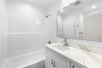 100 Milwaukee Street, Mount Vernon, WA 98273