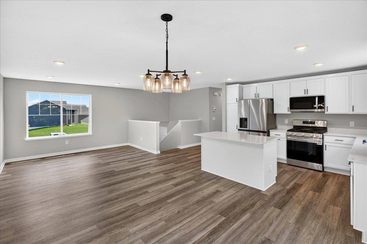 37547 Greenway Avenue, North Branch, MN 55056