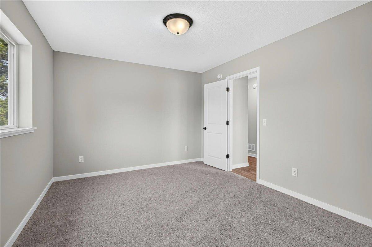 37547 Greenway Avenue, North Branch, MN 55056