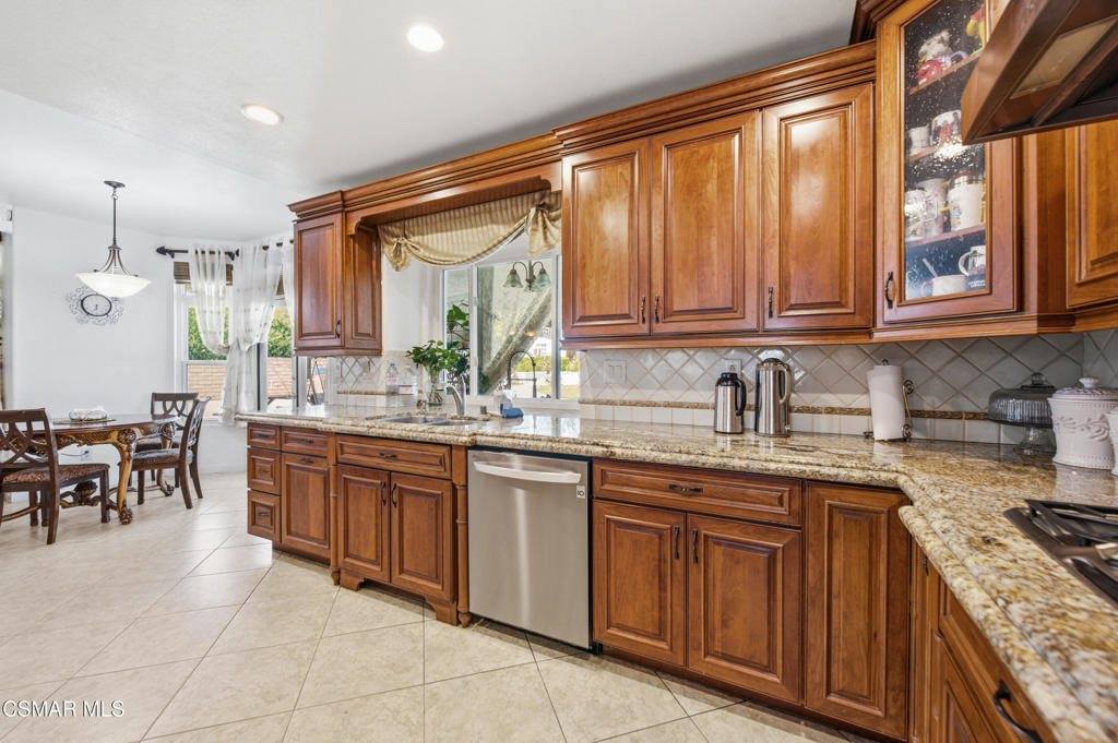 410 Sinaloa Road, Simi Valley, CA 93065